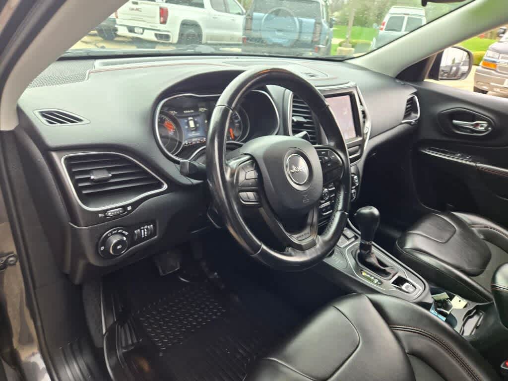 2020 Jeep Cherokee Trailhawk