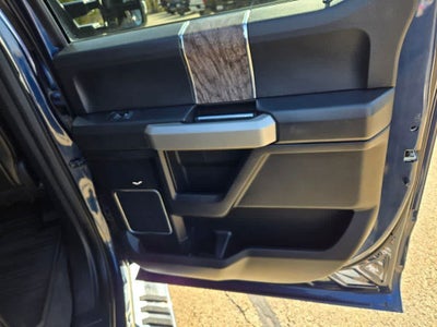 2017 Ford Super Duty F-250 SRW Lariat