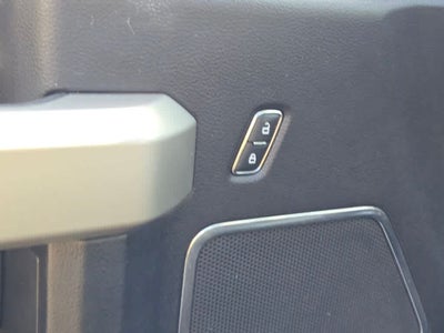 2017 Ford Super Duty F-250 SRW Lariat