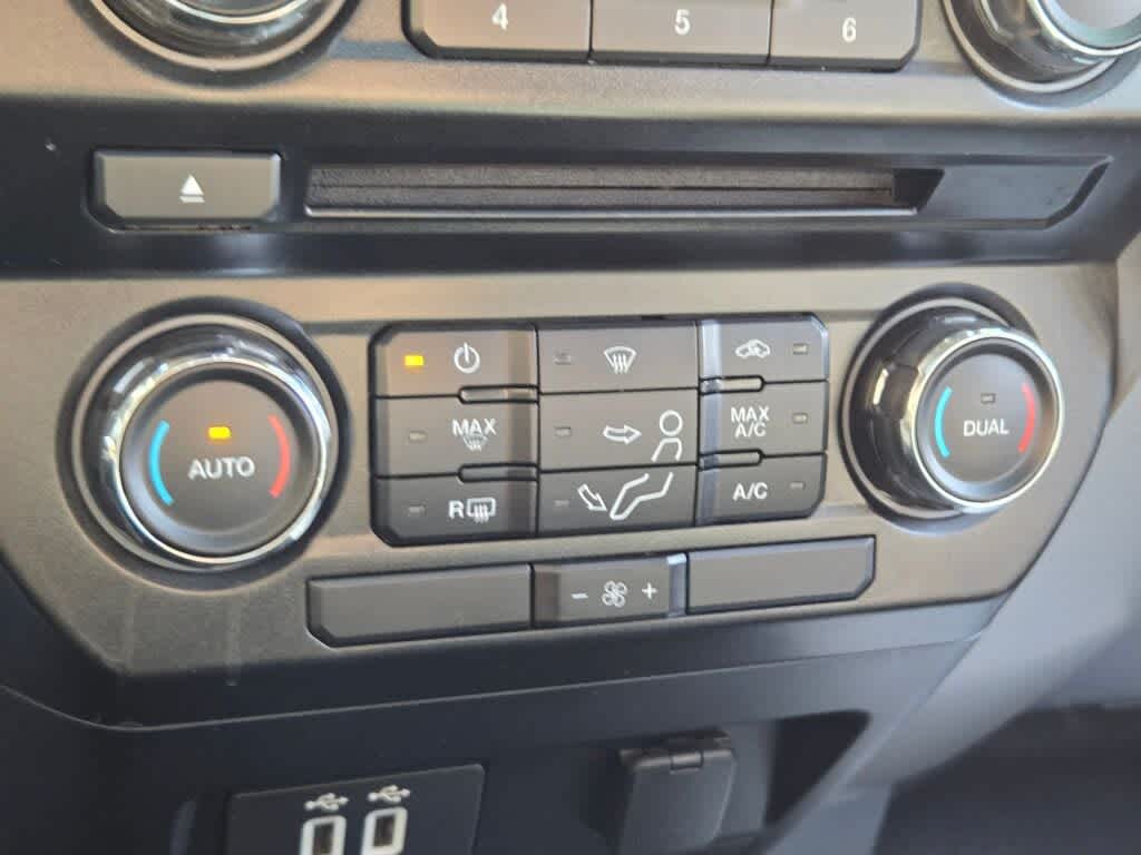 2017 Ford Super Duty F-250 SRW Lariat