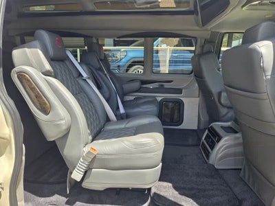 2025 Chevrolet Express Cargo WT
