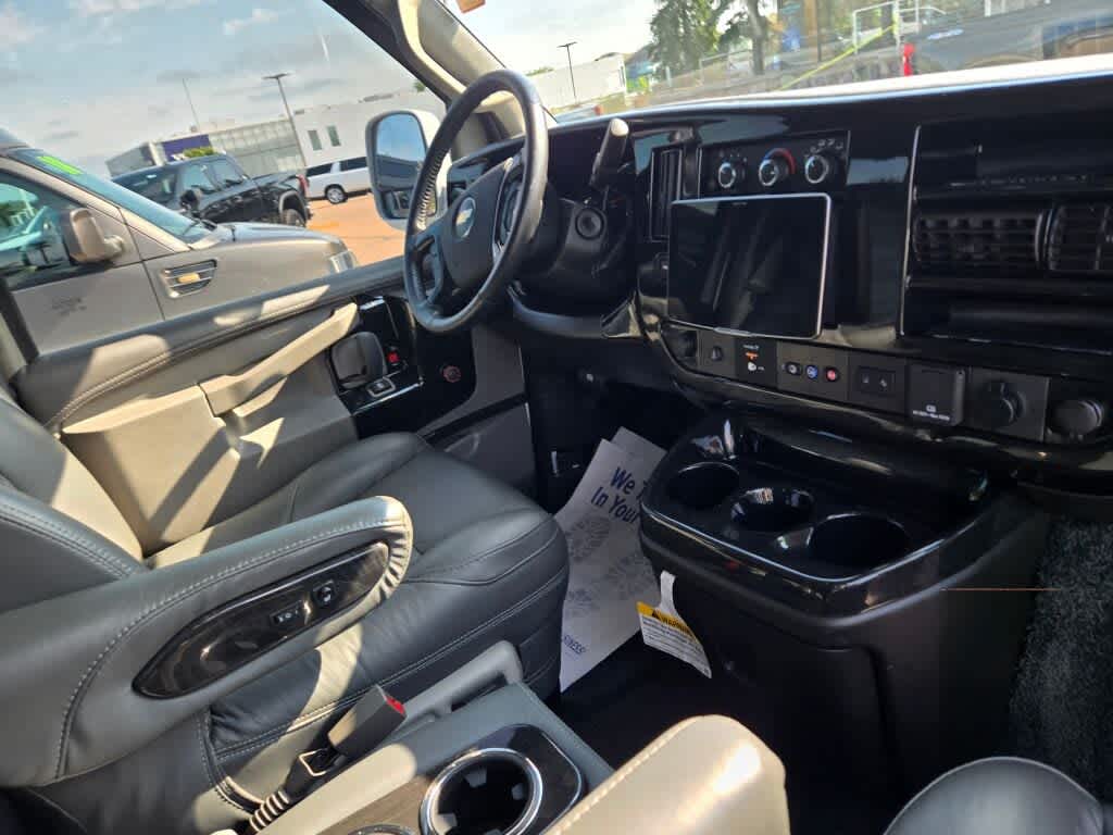 2024 Chevrolet Express Cargo 2500 WT