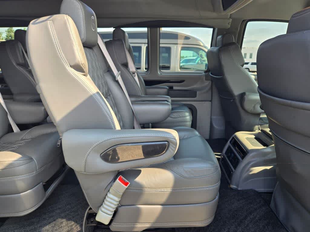 2024 Chevrolet Express Cargo 2500 WT