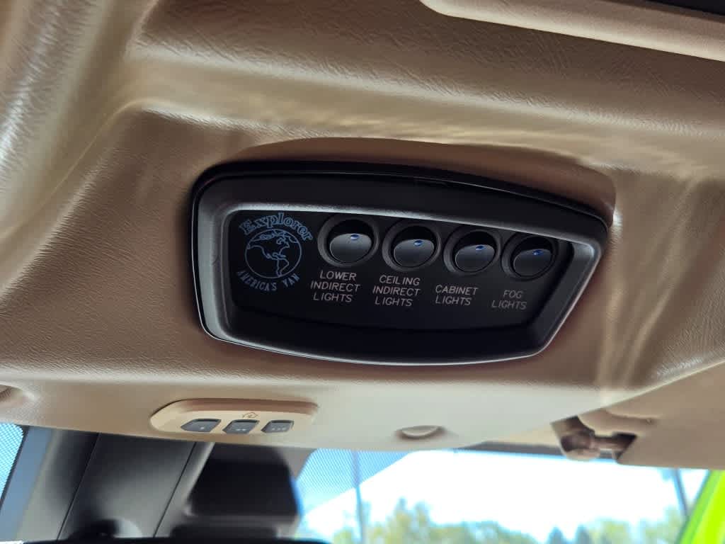 2021 GMC Savana Passenger 2500 LS