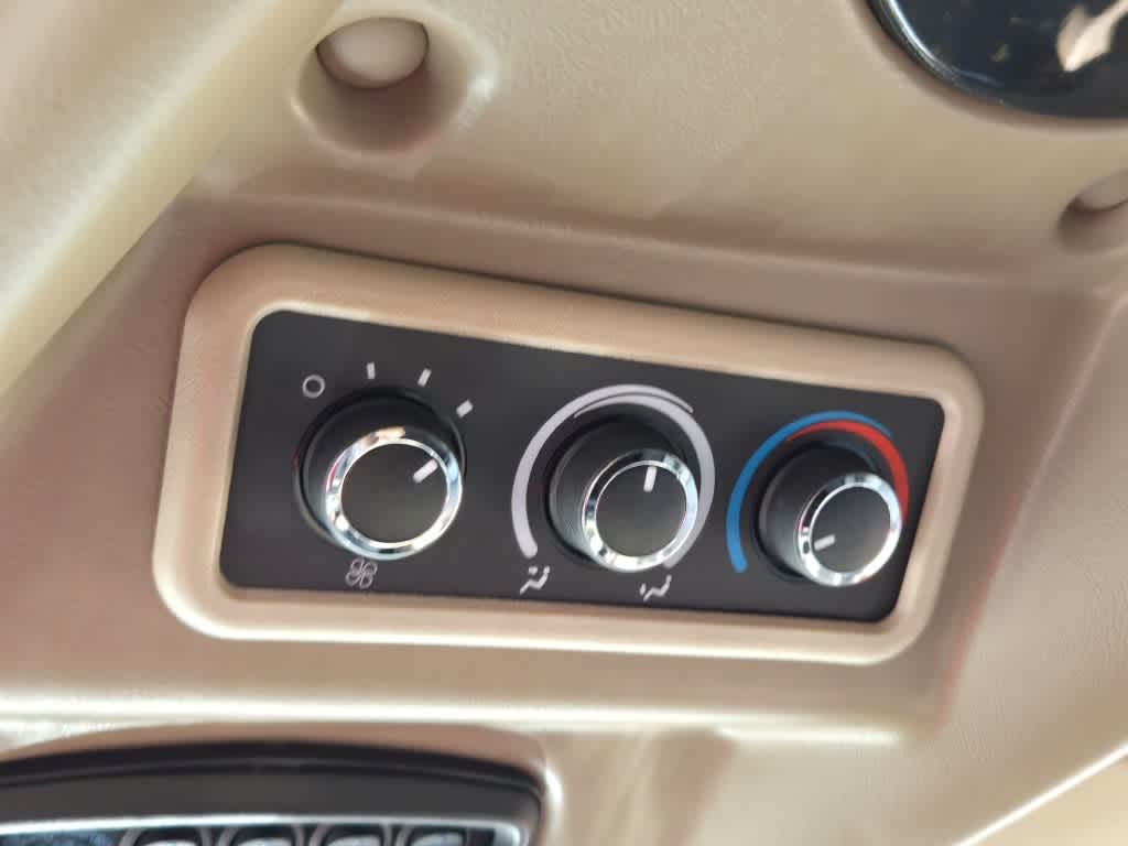 2021 GMC Savana Passenger 2500 LS