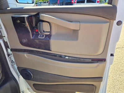 2021 GMC Savana Passenger 2500 LS