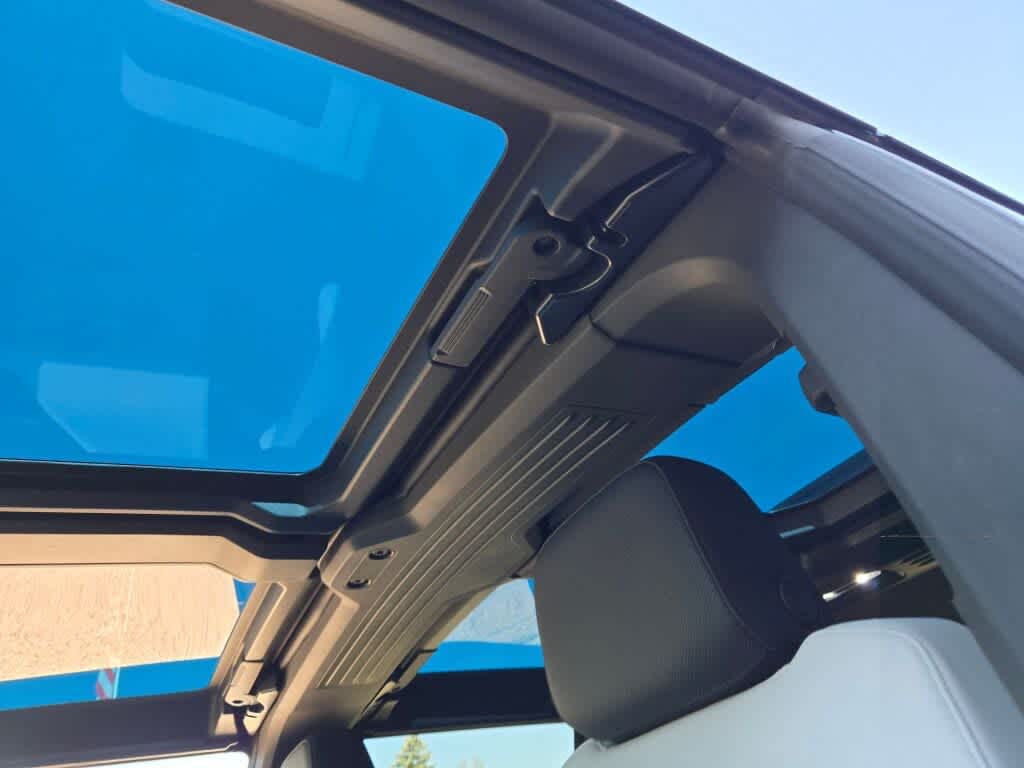 2024 GMC HUMMER EV SUV 2X