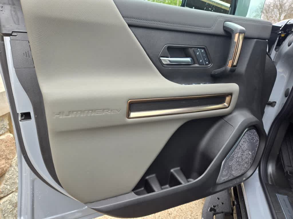 2025 GMC HUMMER EV SUV 3X