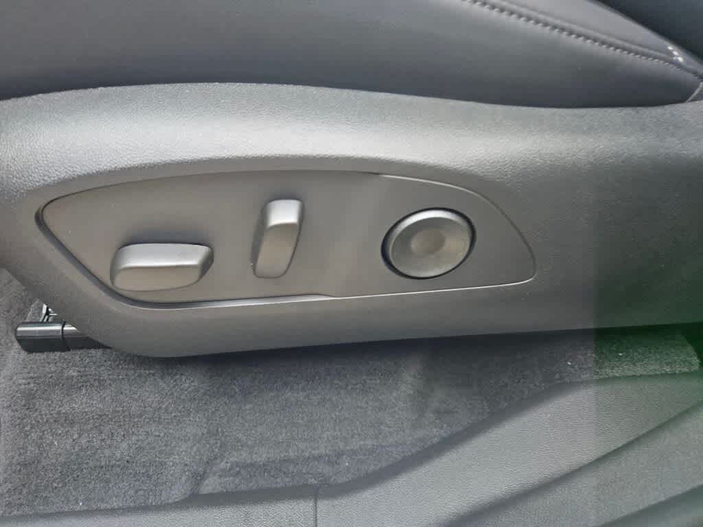 2027 GMC Acadia Elevation - Photo 19