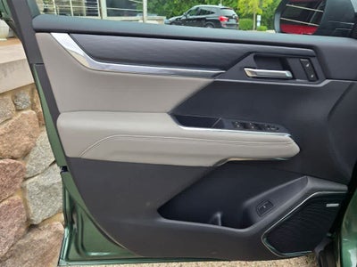 2027 GMC Acadia Elevation