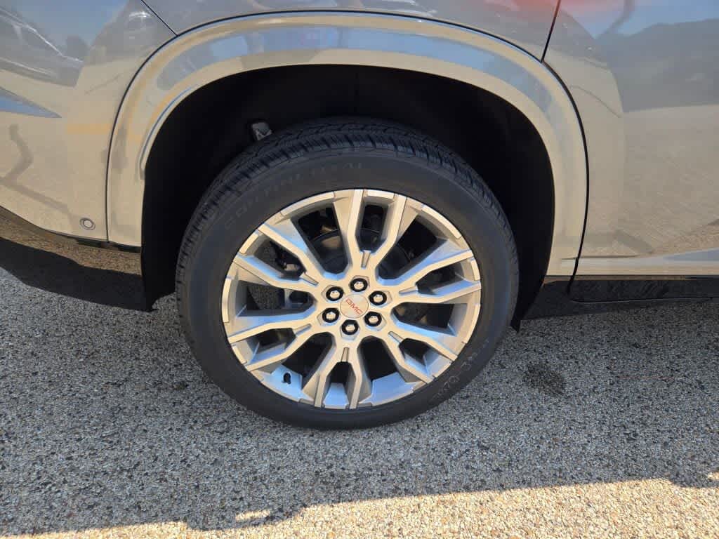 2027 GMC Acadia Denali