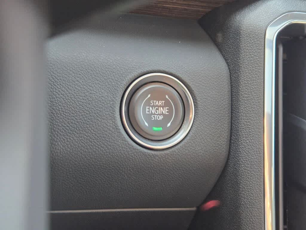 2027 GMC Acadia Denali