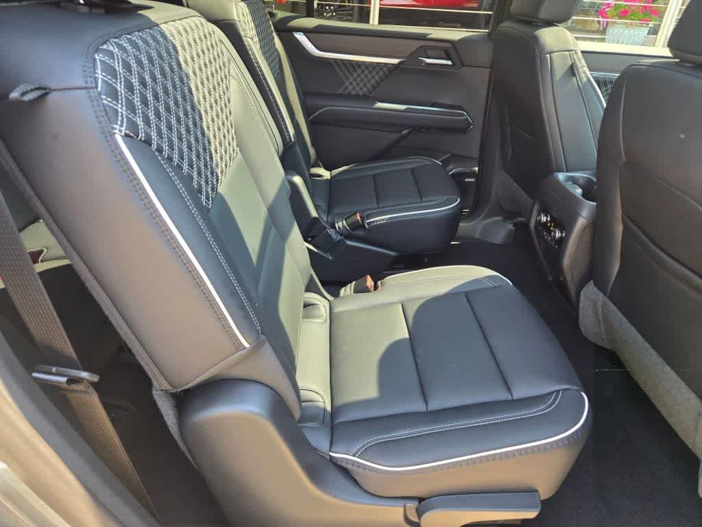 2027 GMC Acadia Denali