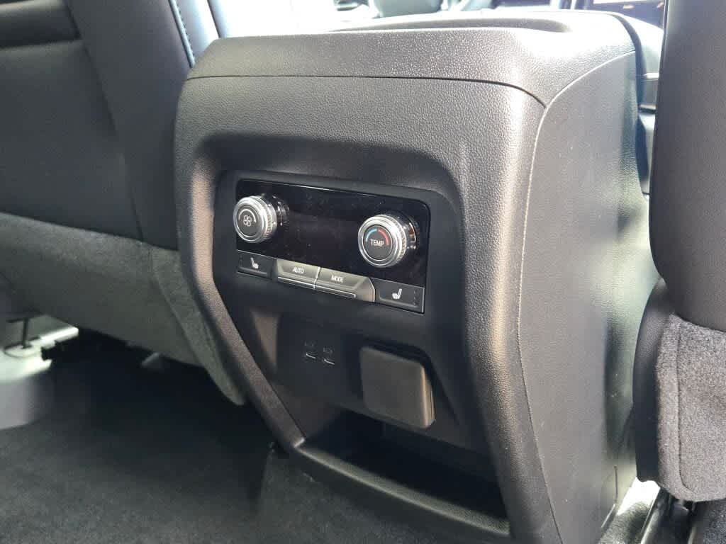 2026 GMC Acadia Elevation - Photo 9