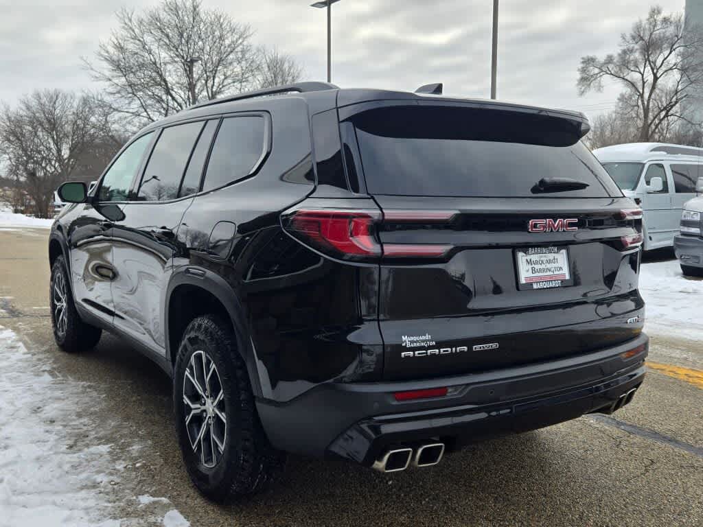 2024 GMC Acadia AT4