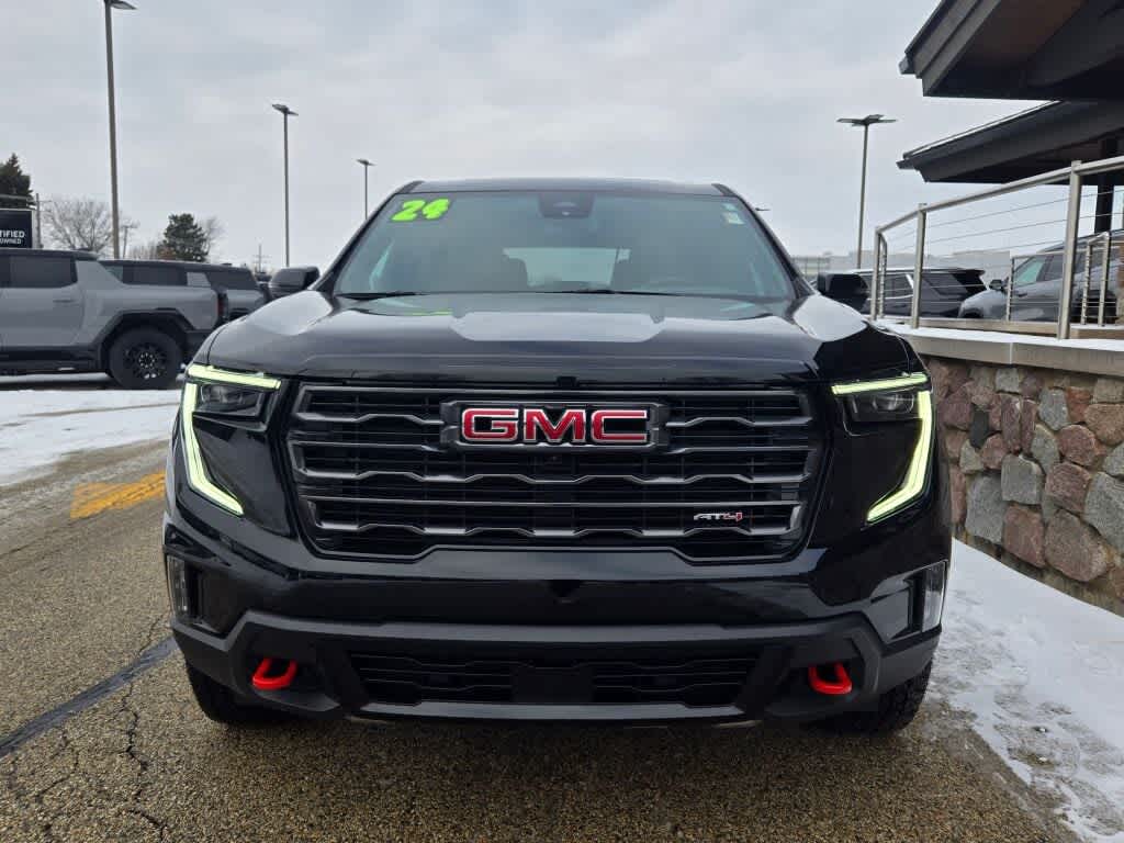 2024 GMC Acadia AT4