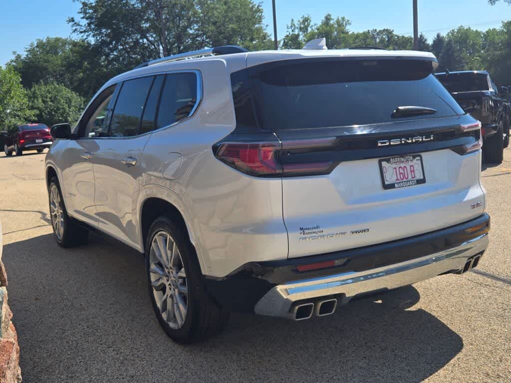 2024 GMC Acadia Denali