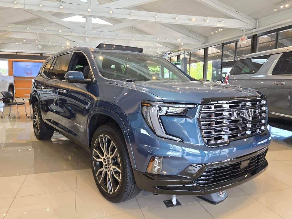 2026 GMC Acadia Denali Ultimate AWD's photo
