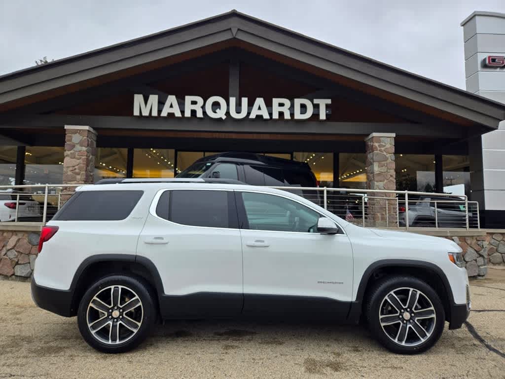2023 GMC Acadia SLT