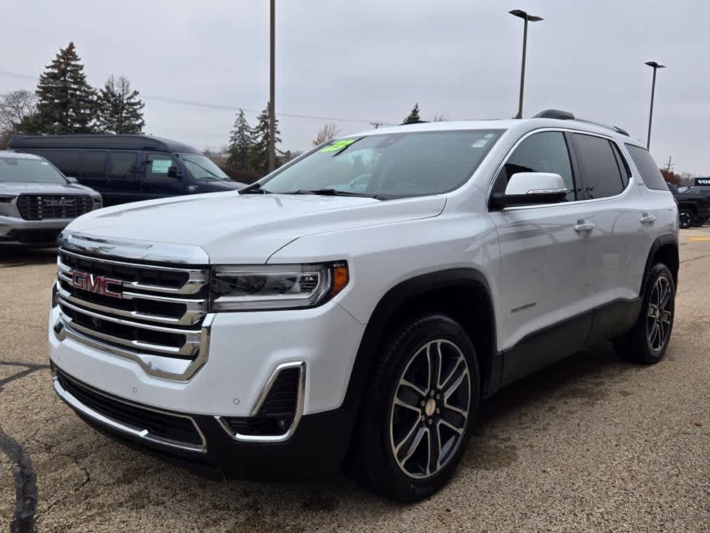 2023 GMC Acadia SLT