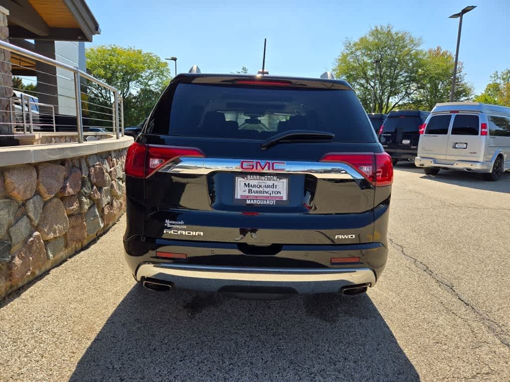 2017 GMC Acadia Denali