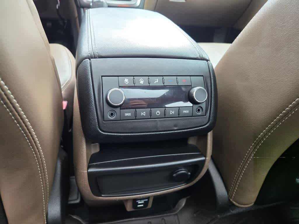 2016 GMC Acadia SLT