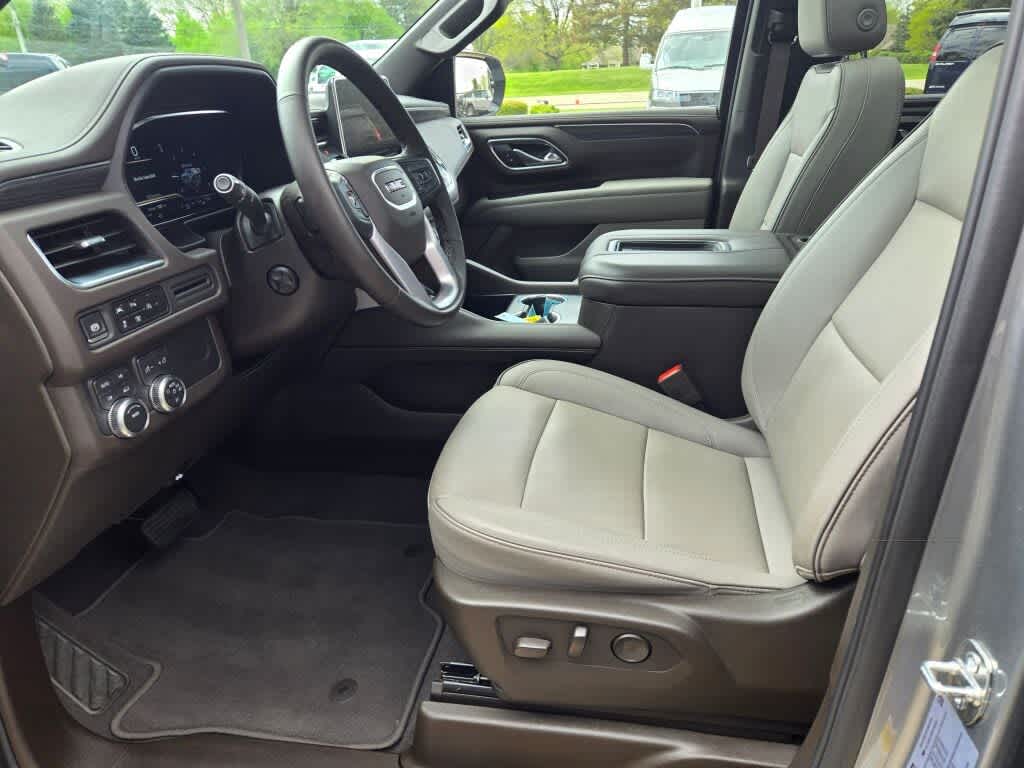 2024 GMC Yukon SLT