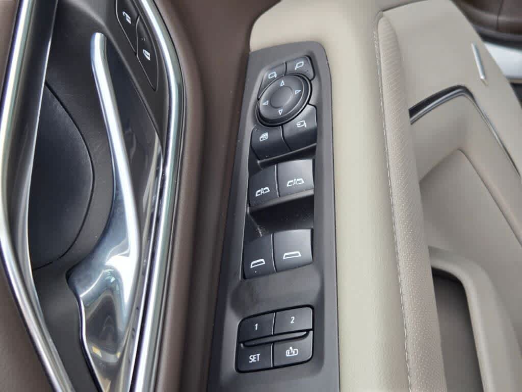 2024 GMC Yukon SLT