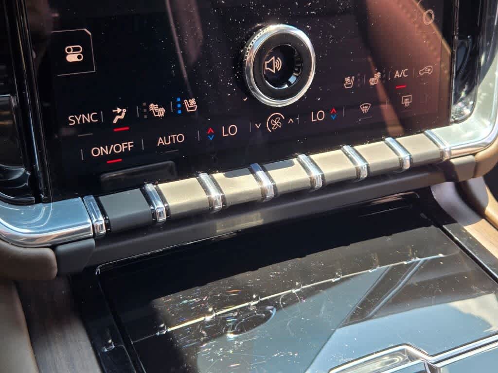 2025 GMC Yukon Denali Ultimate