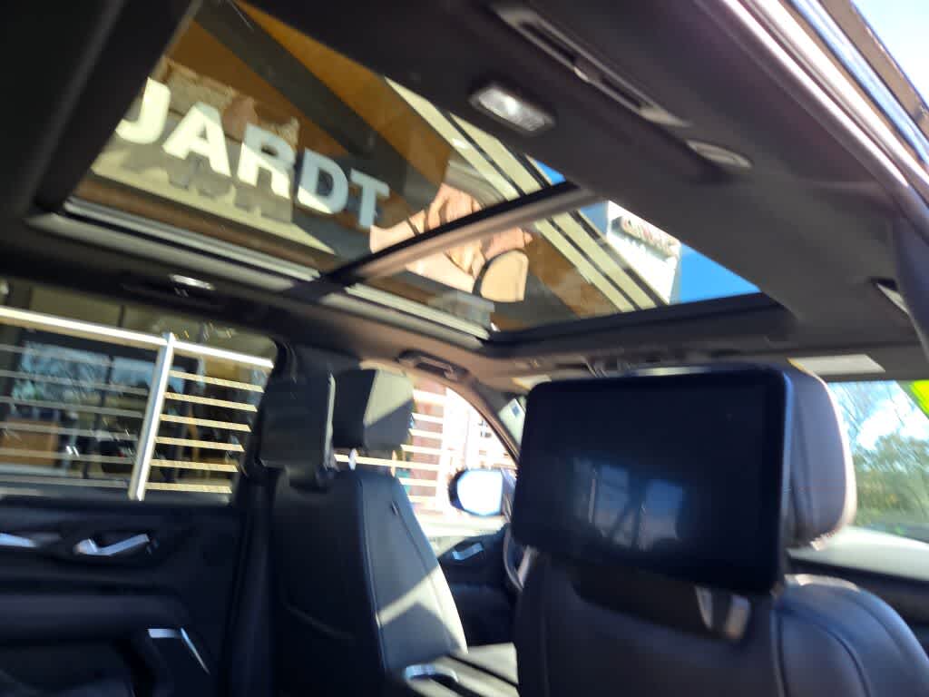 2024 GMC Yukon XL Denali