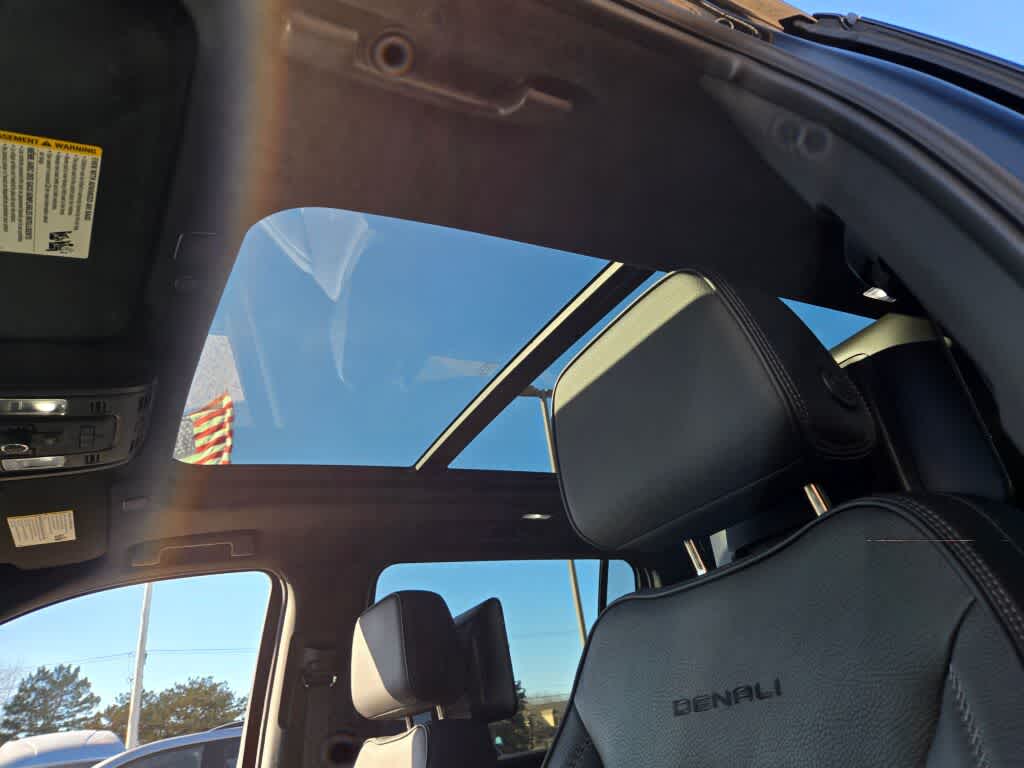 2024 GMC Yukon XL Denali