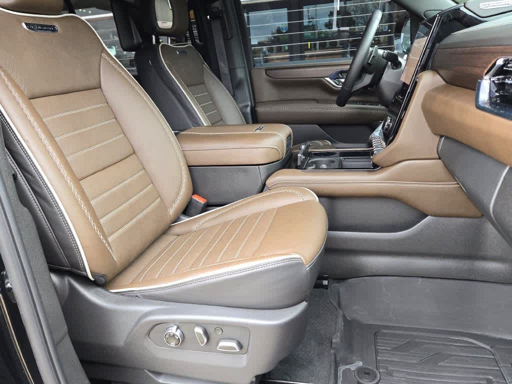 2025 GMC Yukon XL Denali Ultimate