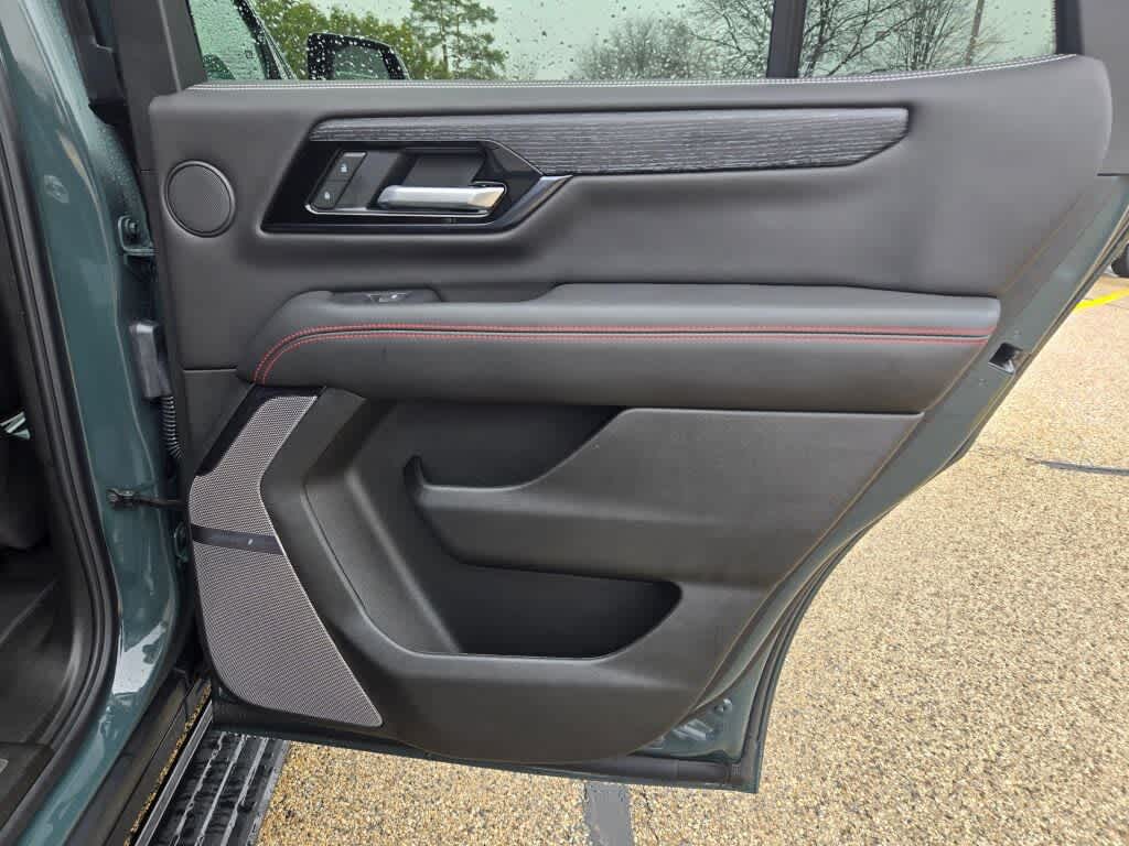 2025 GMC Yukon AT4 Ultimate