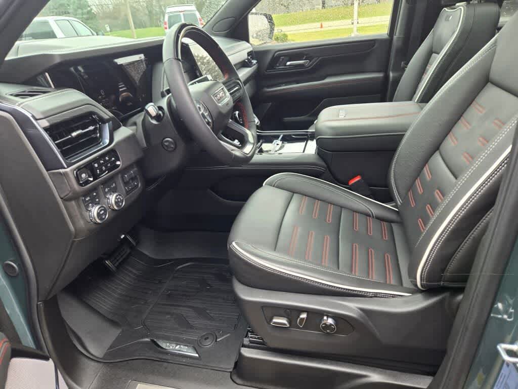 2025 GMC Yukon AT4 Ultimate
