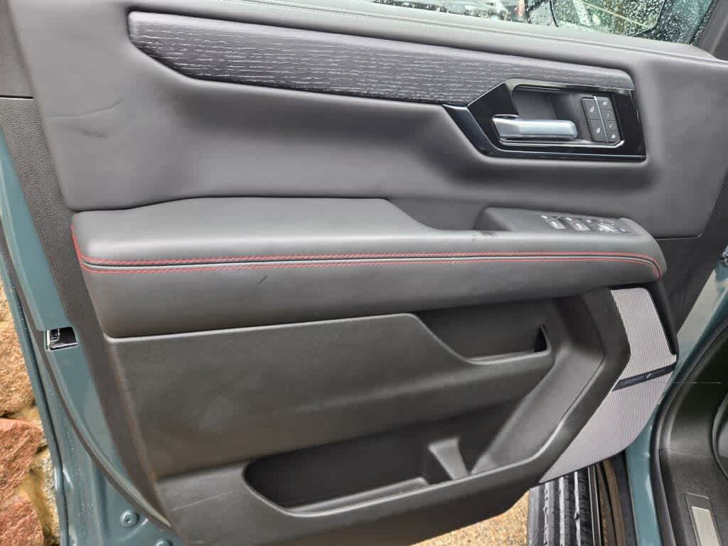 2025 GMC Yukon AT4 Ultimate