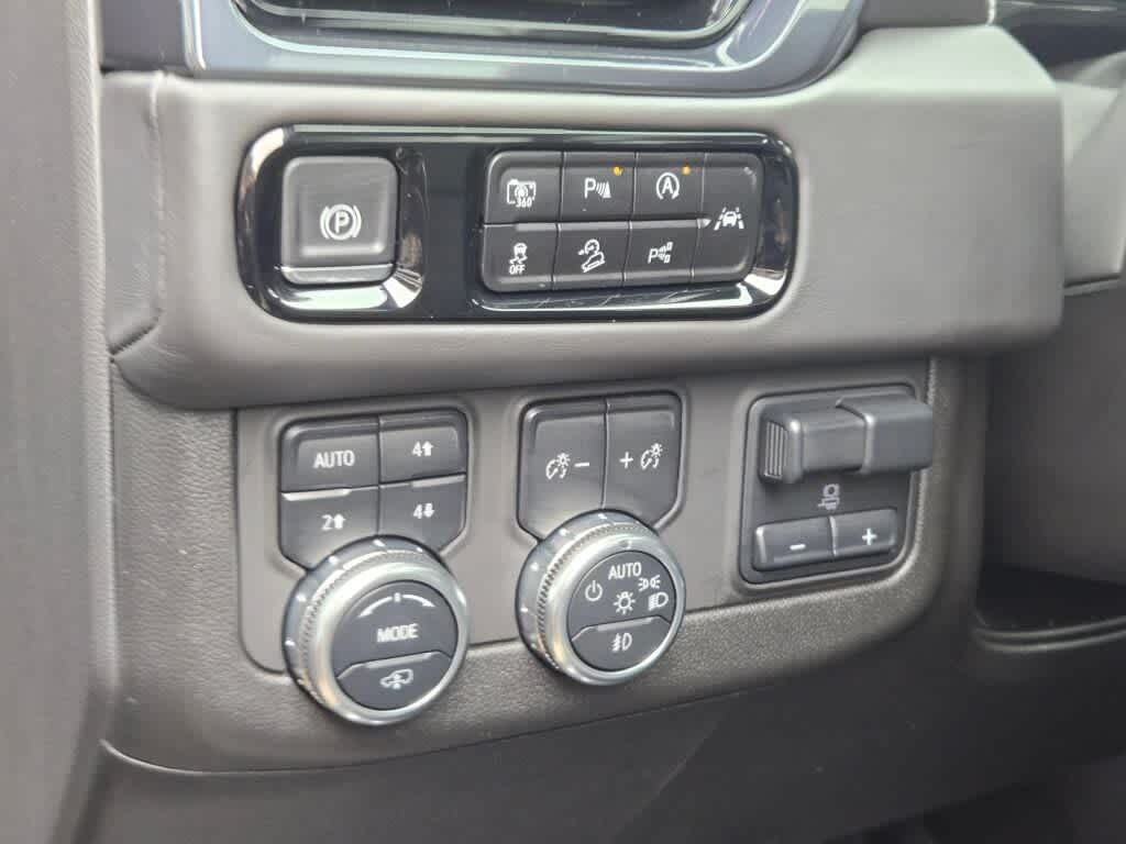 2025 GMC Yukon AT4 Ultimate