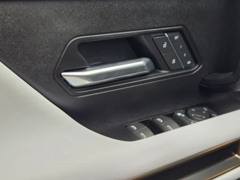 2025 GMC HUMMER EV SUV 3X