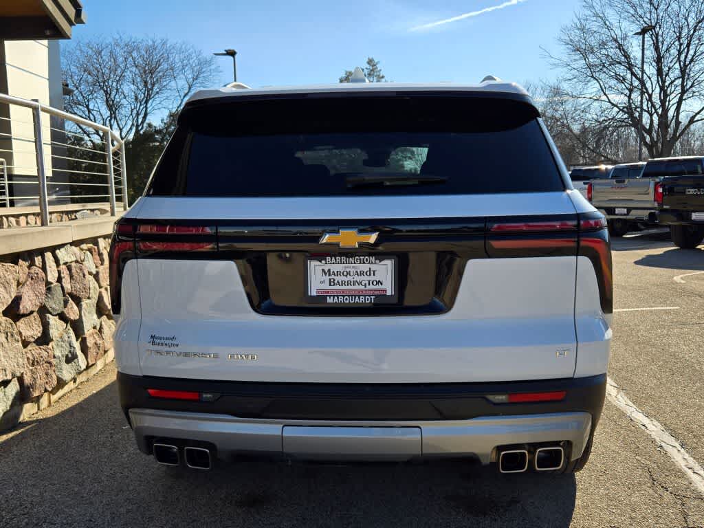 2024 Chevrolet Traverse LT