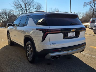 2024 Chevrolet Traverse LT