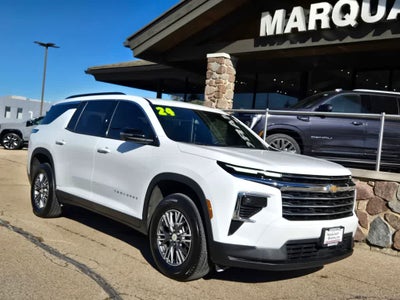 2024 Chevrolet Traverse LT
