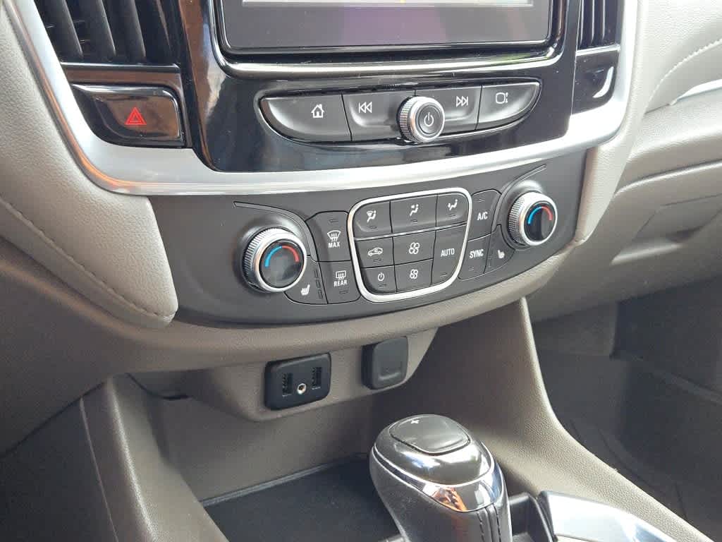 2019 Chevrolet Traverse LT Leather