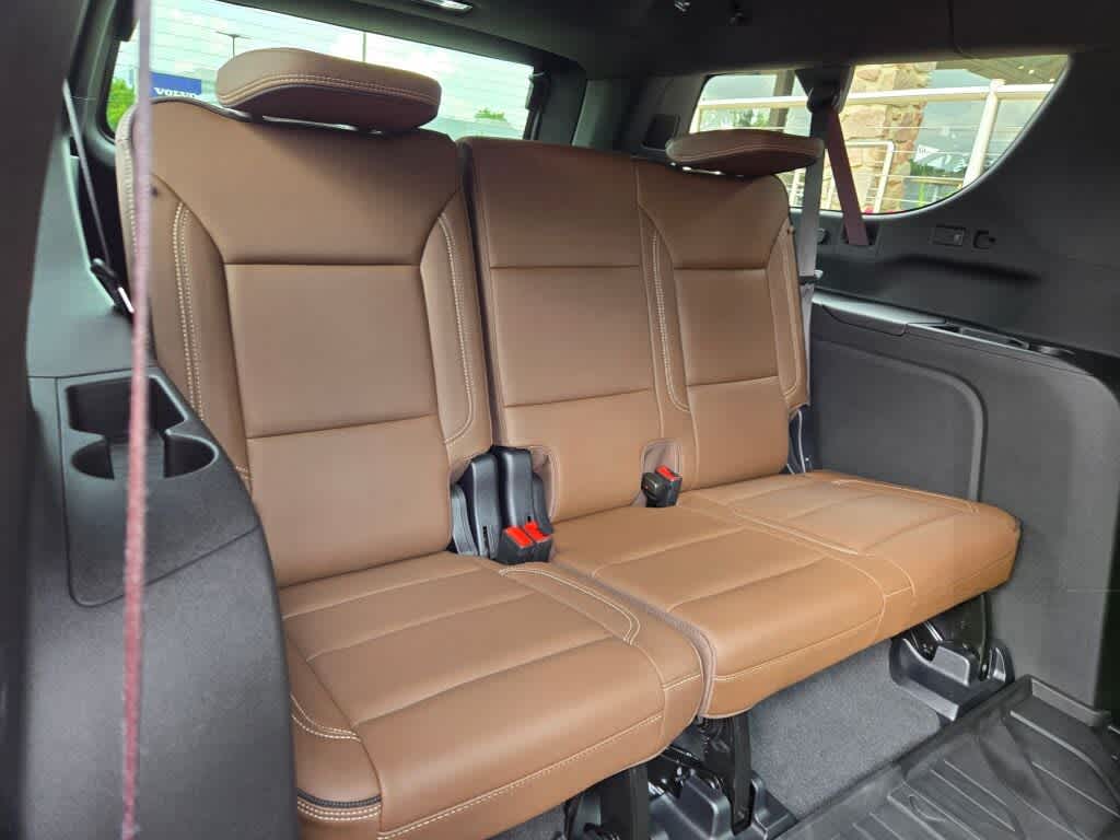 2025 Chevrolet Suburban High Country