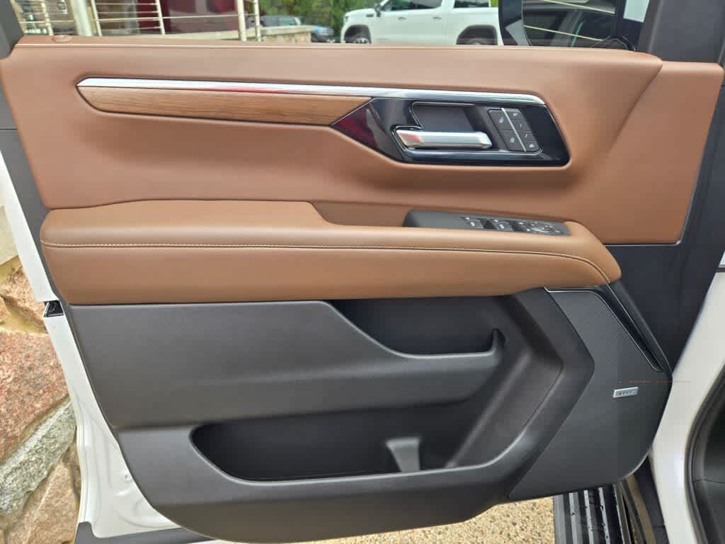 2025 Chevrolet Suburban High Country