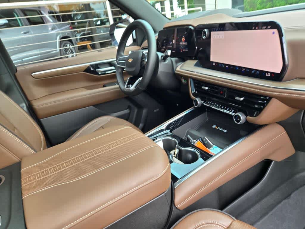 2025 Chevrolet Suburban High Country