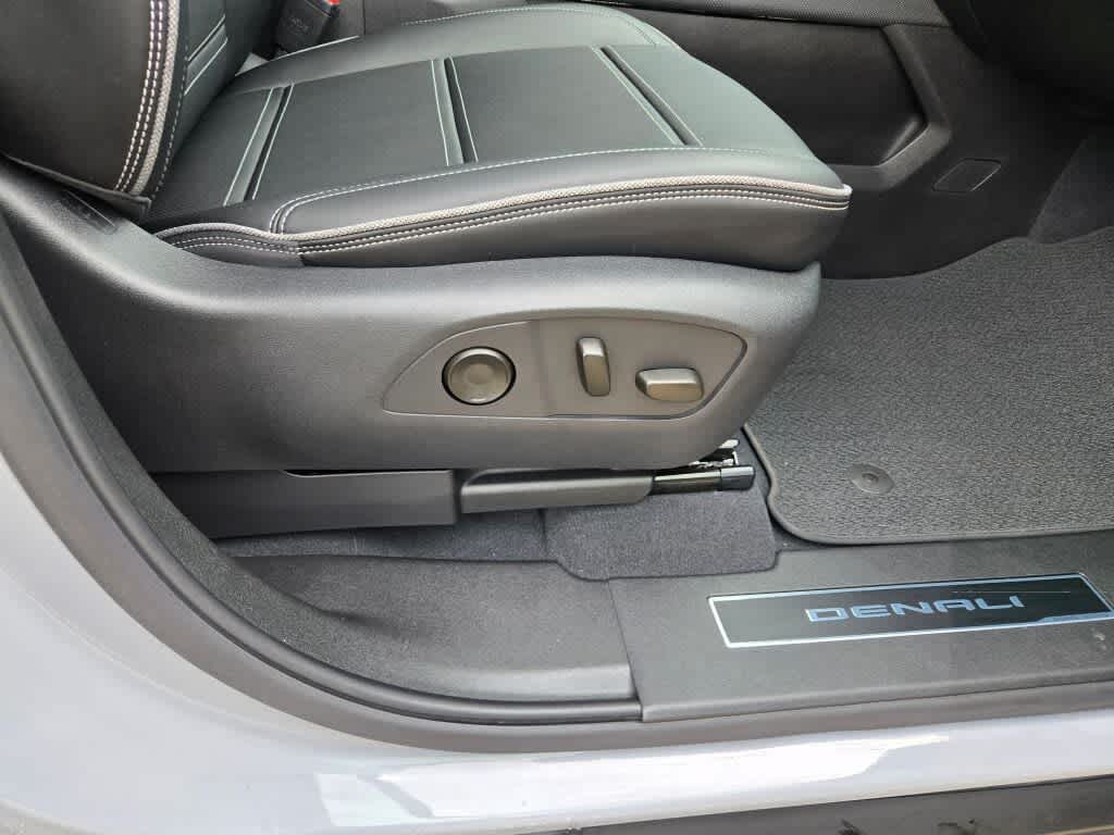2024 GMC Sierra EV Denali Edition 1