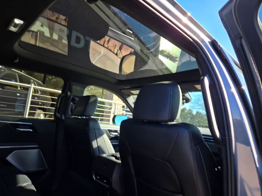 2024 GMC Sierra EV Denali Edition 1