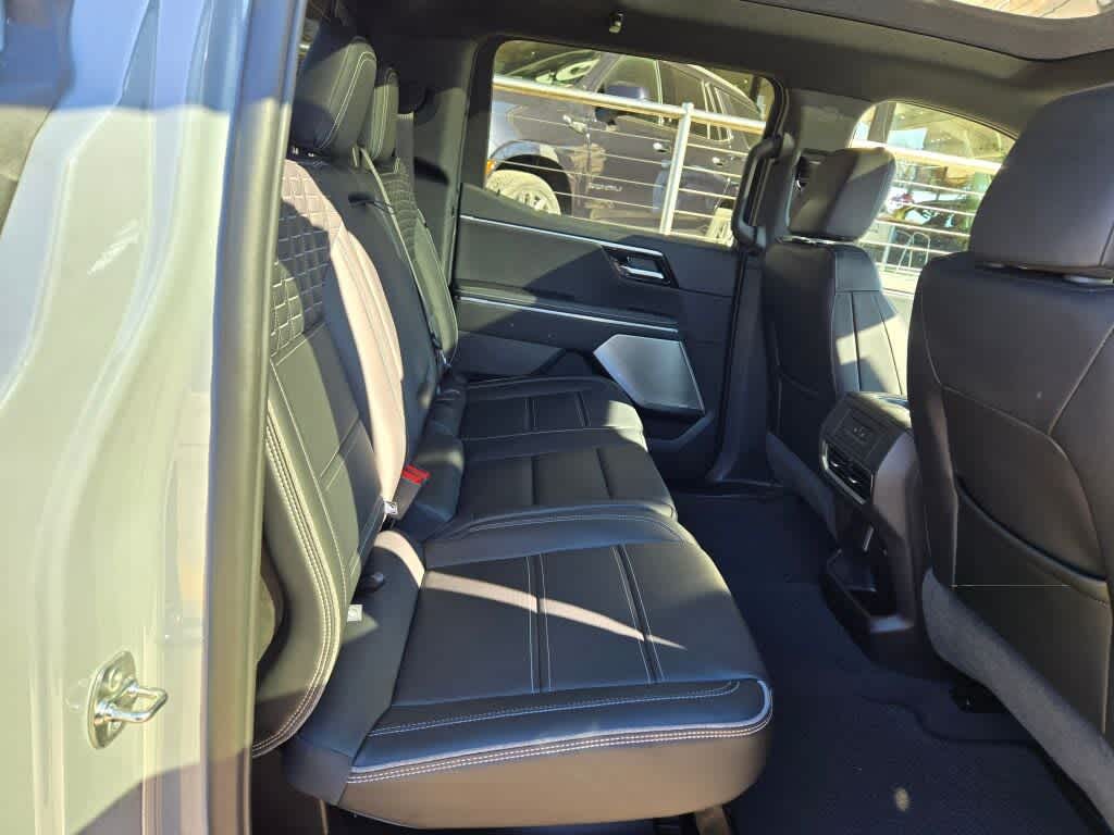 2024 GMC Sierra EV Denali Edition 1