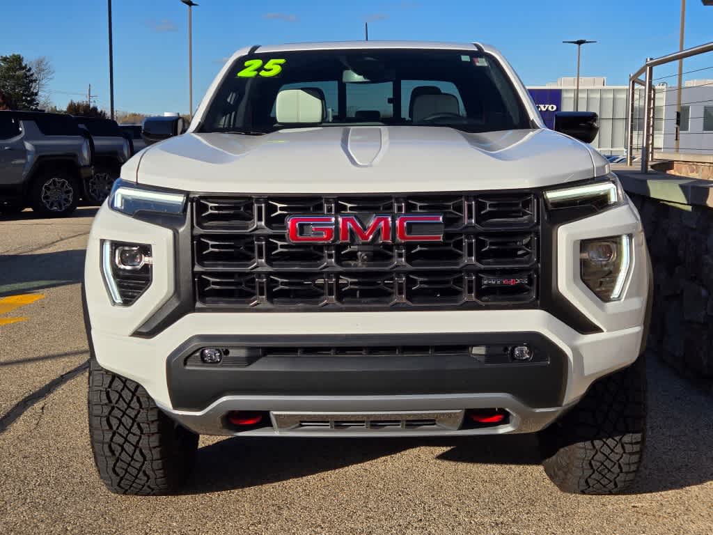 2025 GMC Canyon AT4