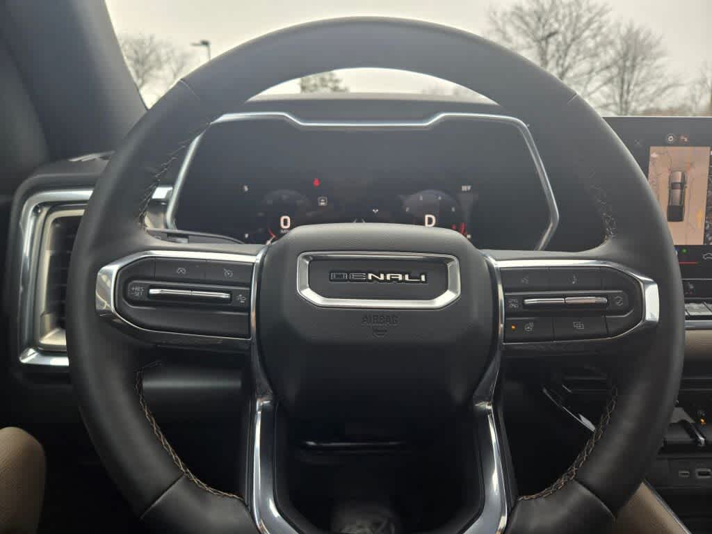 2025 GMC Canyon Denali