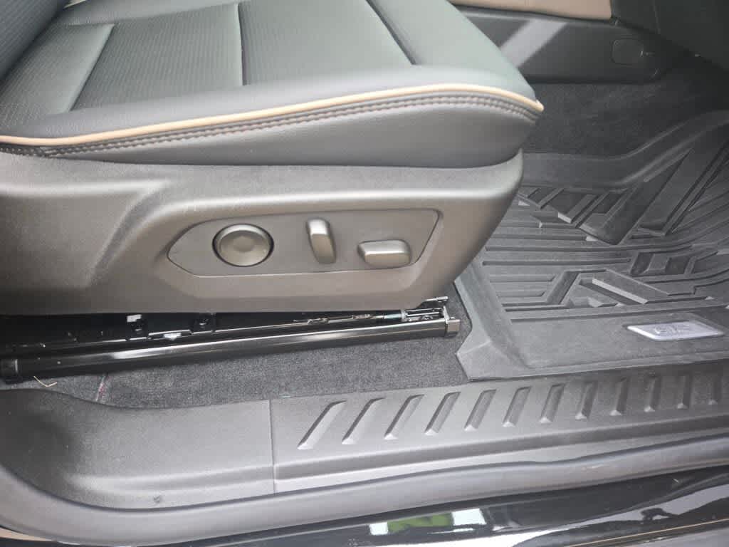 2025 GMC Canyon Denali